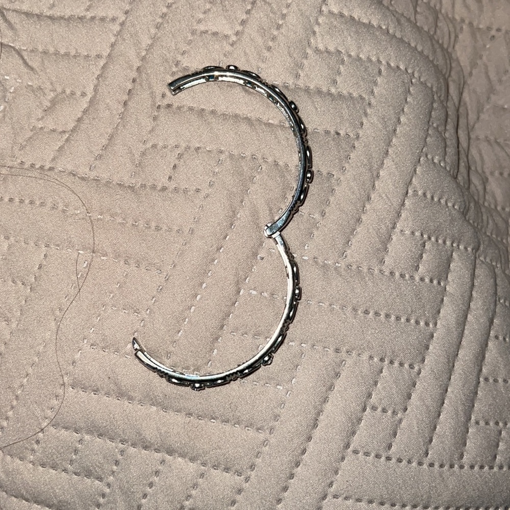 Bracelet - Picture 3 of 3